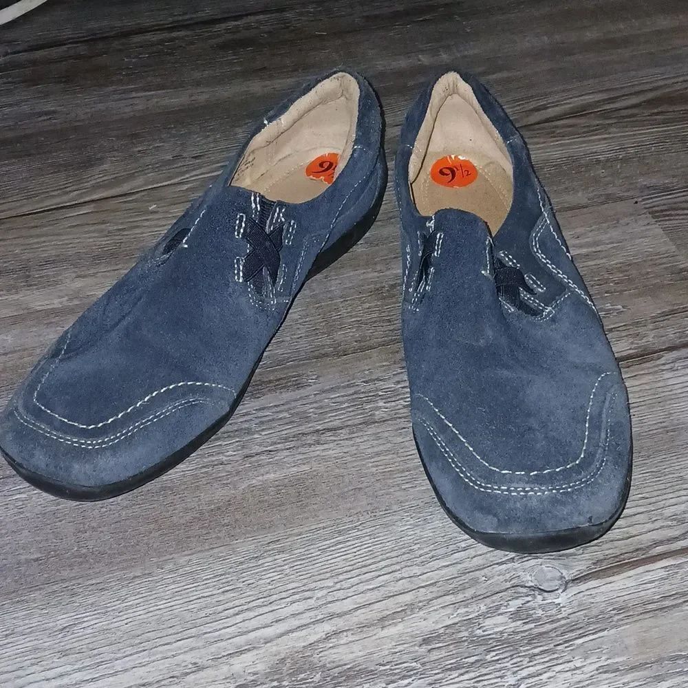 Naturalizer French navy blue leather slip on loafers Sz 9.5